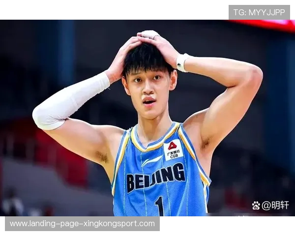 北京曾凡博三分命中，比分优势扩大